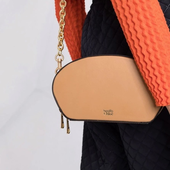 See by Chloe Shell Leather Shoulder Bag - Picture 4 of 14